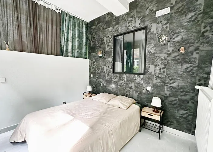 Le 1431 - 5p - 2ch - Centre Apartment *